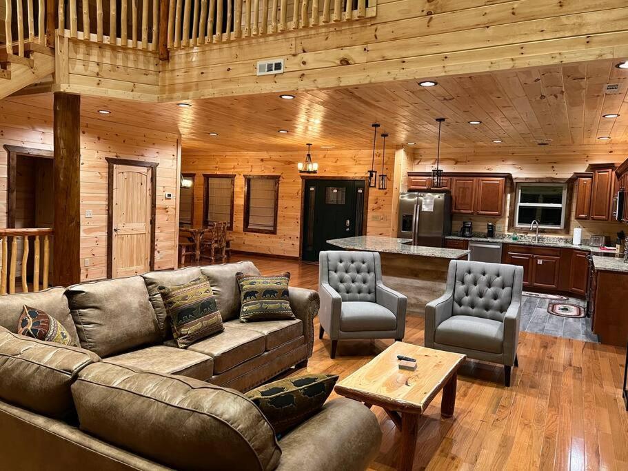 * * 4 Master Bedrooms, Views, Theater, Arcade, Evc Gatlinburg Zewnętrze zdjęcie