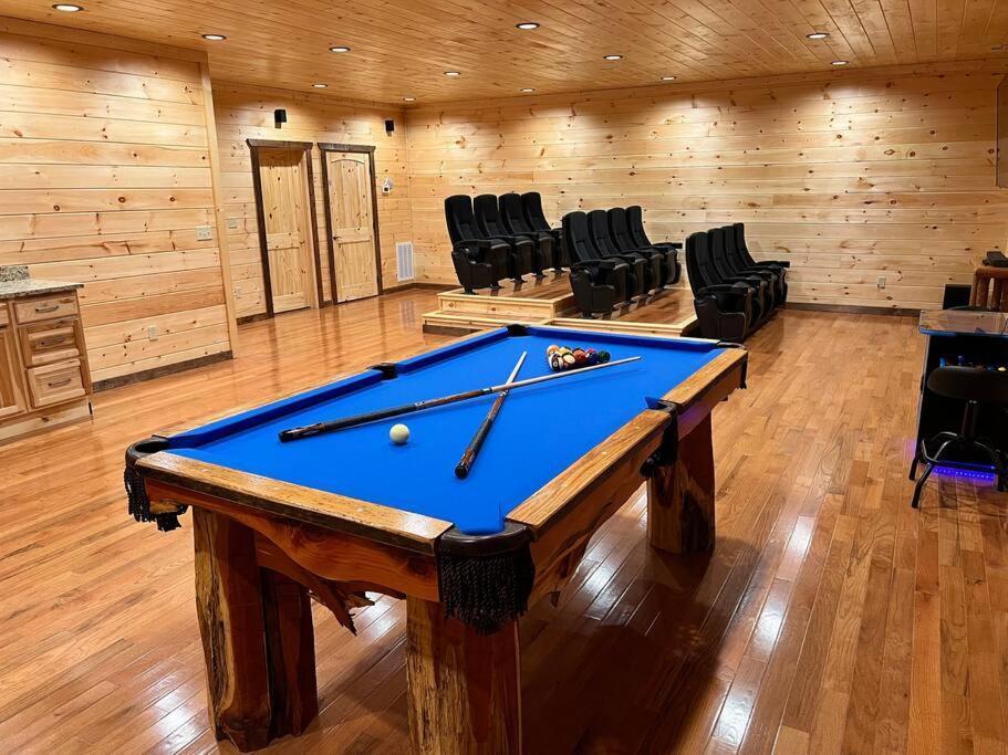 * * 4 Master Bedrooms, Views, Theater, Arcade, Evc Gatlinburg Zewnętrze zdjęcie